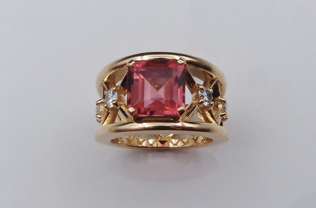 bague bandeau saphir rose